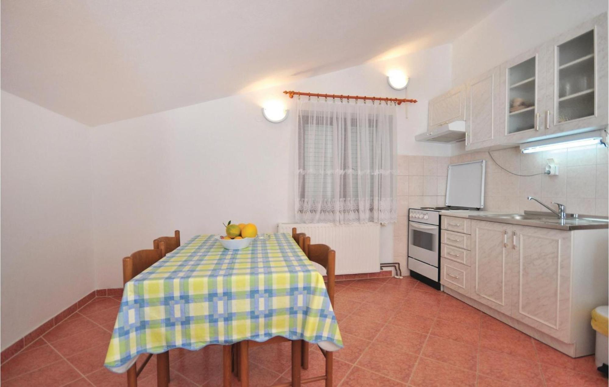 Amazing Apartment In Trogir With Kitchen Екстериор снимка